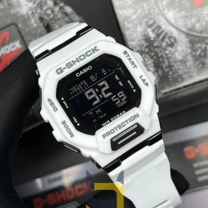 خرید ساعت مچی مردانه کاسیو G-Shock مدل GBD_200 دیجیتال بند سفید، شیک و مقاوم برای استایل اسپرت و روزمره.