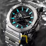 خرید ساعت مچی مردانه کاسیو جی شاک GM-B2100 دیجیتال نقره‌ای، بند فلزی، مناسب علاقه‌مندان به ساعت اسپرت.
