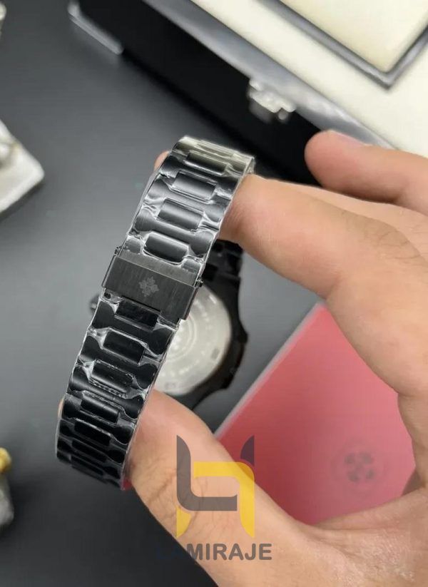 خرید ساعت مچی مردانه پتک فیلیپ Patek Philippe مدل 8، ساعت دیجیتال کلاسیک با صفحه سبز و بند استیل مشکی.